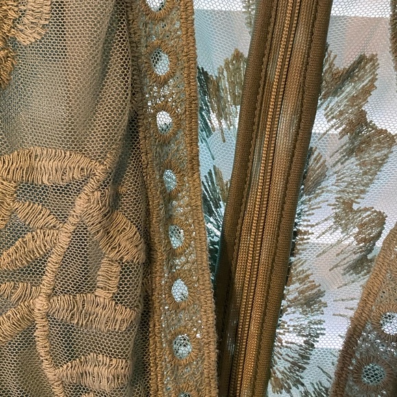 One piece - Picture 6 of 8